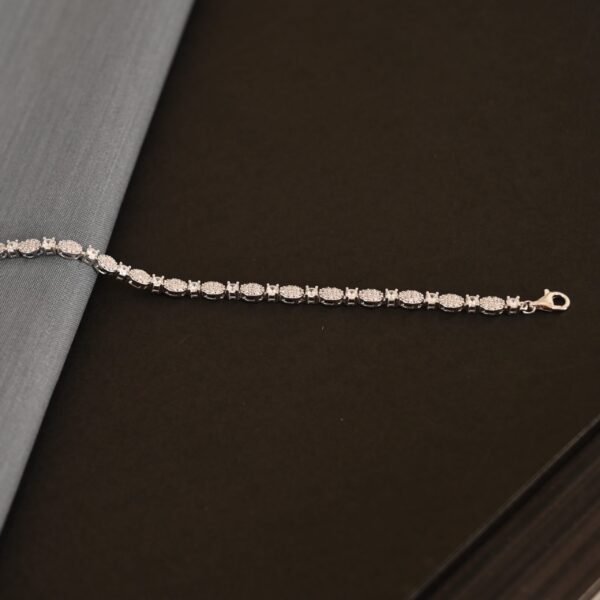 Silver Oval Link Bracelet