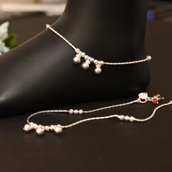 Triple Ball Dangle Silver Anklet