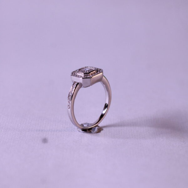 Solitaire rings for girls