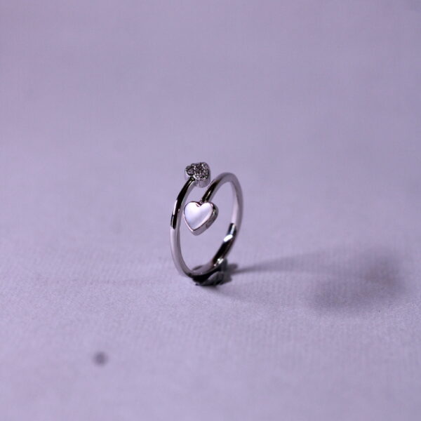 Silver heart ring
