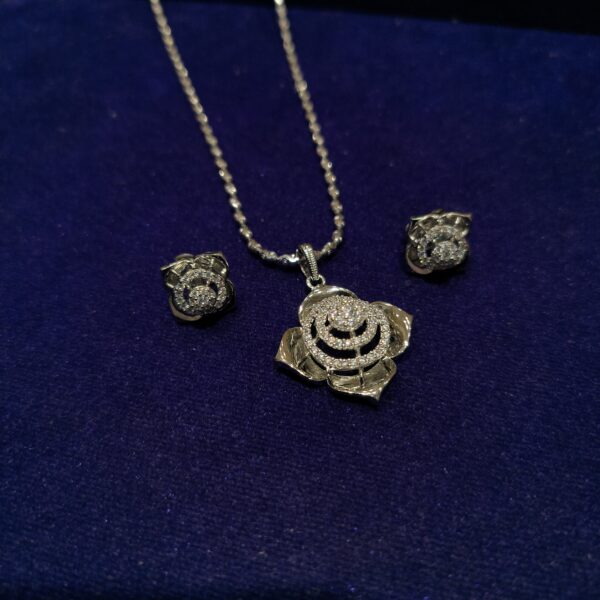 925 sterling silver flower pendant set for womens and girls